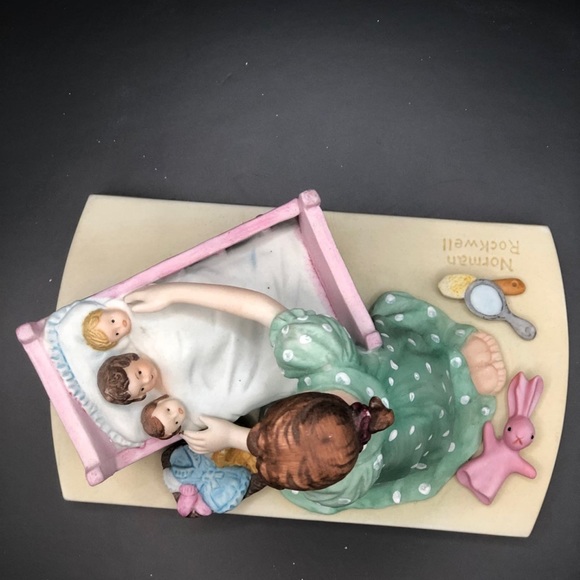Norman Rockwell Figurine - Picture 2 of 10